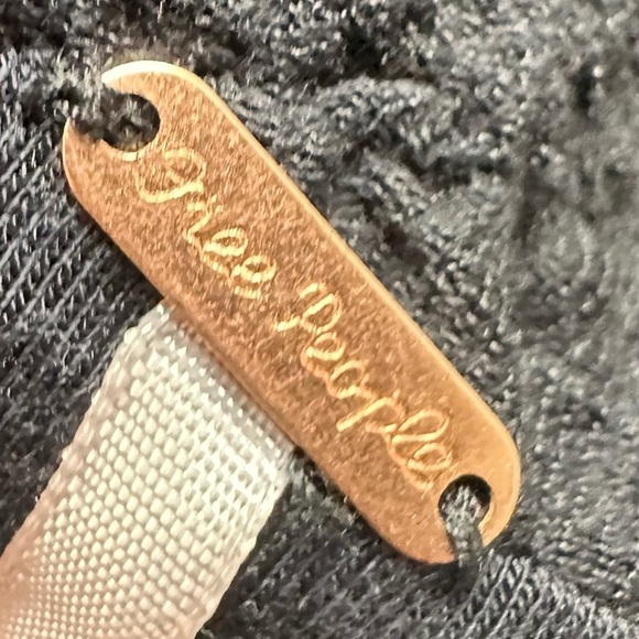 GUC. Free People Textured Black Sleeveless Bodycon Dress - Size Large. No gloves - Picture 13 of 15